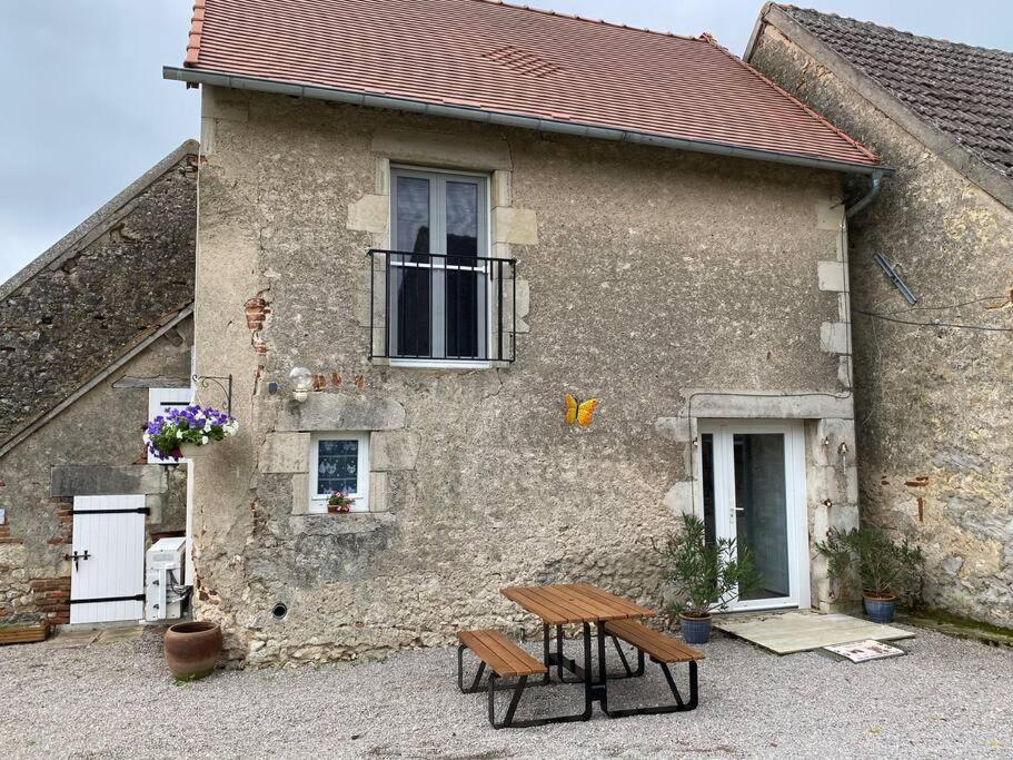 Gite De L'Ebaupin Louchy-Montfand Exterior foto